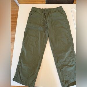 Title Nine Women’s Cropped Hiking Pants